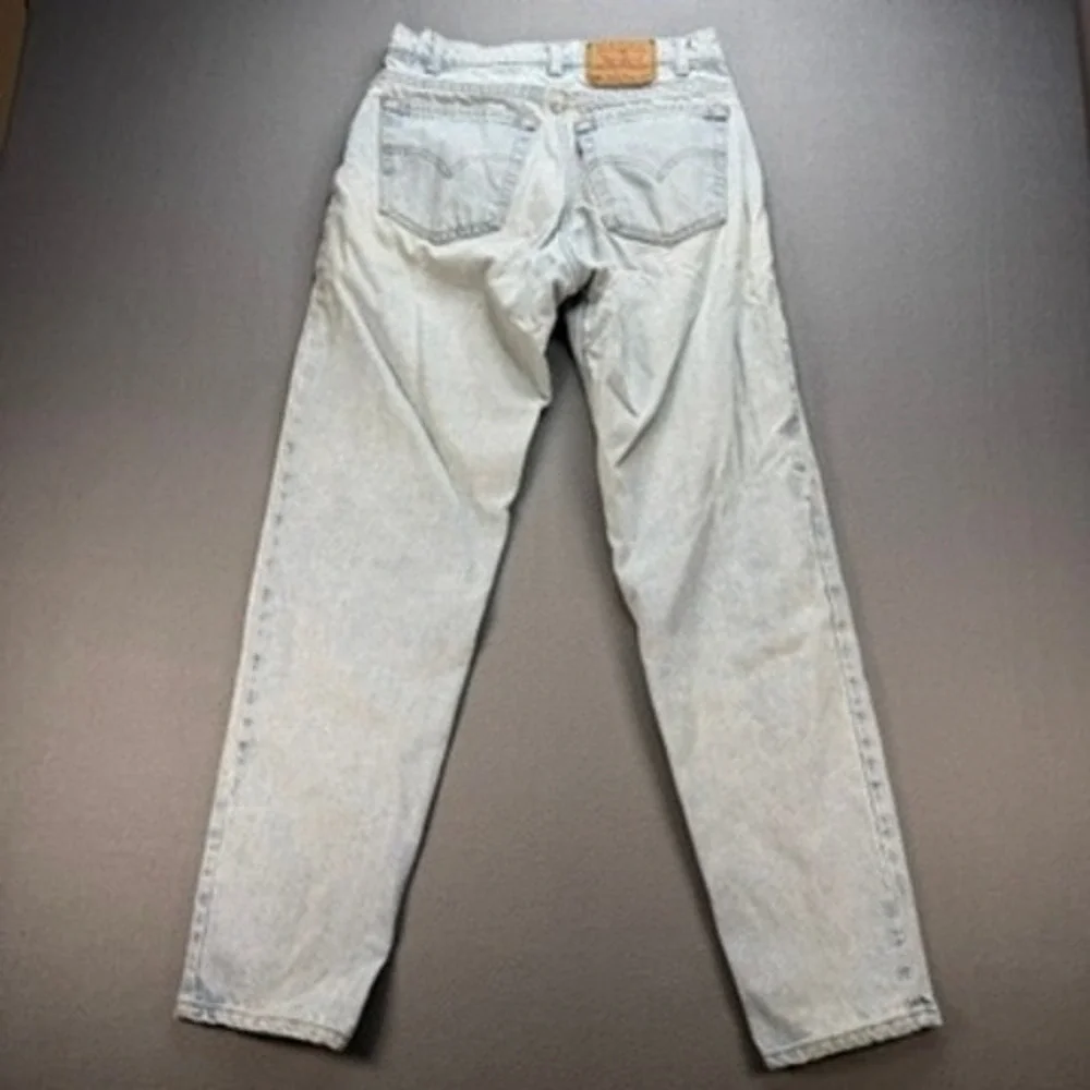 VTG Levis 550 Jeans Relaxed Fit Tapered Leg 32x32 Distressed Denim 90s‎ USA Made